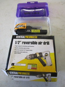 lot 346 image: PNEUMATIC AIR DRILL AND AIR FILE BYCENTRAL PNEUMATIC