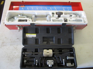 lot 347 image: SLIDE HAMMER  SETS