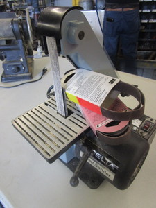 lot 353 image: DELTA 1 BELT SANDER