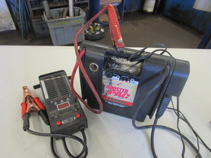 lot 380 image: BOOSTER PAC 12 VOLT POWER SUPPLY