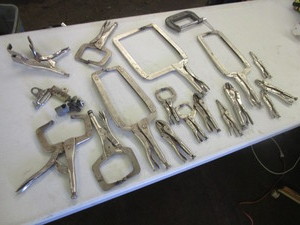 lot 382 image: ASSORTMENT OF VISE GRIPS