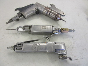 lot 391 image: CHICAGO AIR IMPACT DRIVER, AIR IMPACT KNIFE AND MAC AIR SAW
