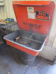lot 444 image: PARTS WASHER WITH 30 GALLON BARREL