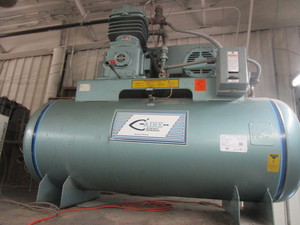 lot 130 image: AIR COMPRESSOR 120 GALLON CUSTOM BUILT