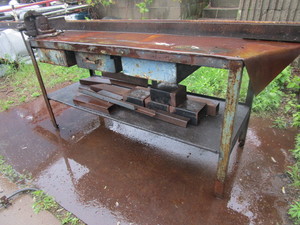 lot 503 image: WORK TABLE WITH VISE
