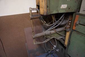 lot 11 image: Thomson Brand Commercial Grade Spot Welder