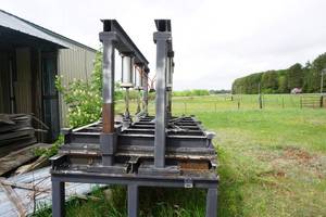 lot 14 image: Large Pneumatic Heat Press