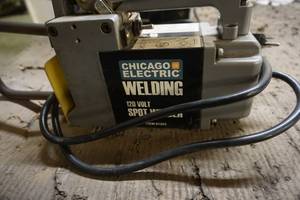 lot 54 image: Chicago Electric Welding Model 61205 120 Volt Spot Welder