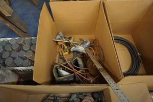 lot 108 image: Lot of Assorted Hand and Power Tools