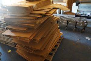 lot 96 image: Large Lot of Corrugated Boxes In Assorted Sizes