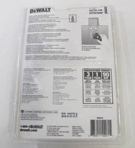 lot 520 image: DeWalt 1-12 in. Stud Finder DW0150