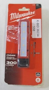 lot 558 image: Milwaukee 300 Lumen LED Magnetic Flood Light