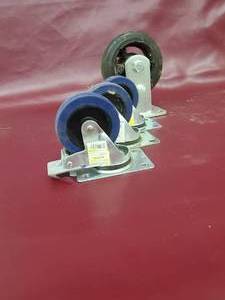 lot 13 image: Caster Wheels