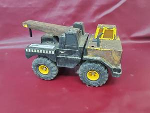 lot 14 image: Tonka Construction Rig