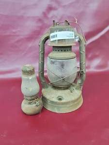 lot 26 image: 2 laterns