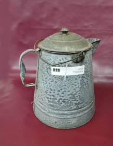 lot 7 image: Antique Graniteware Coffee Pot Large&nbsp