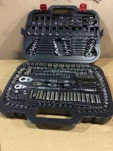 lot 80 image: Mechanics Tool Set (230-Piece) by Husky (customer return) (see pictures) 