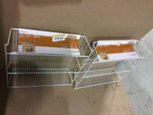 lot 93 image: 18 in. 3-Tier All-Purpose Storage Rack by ClosetMaid (customer return) (see pictures) 