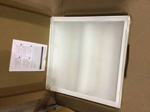 Contractor Select GT 2 ft. x 2 ft. Integrated LED 2200 Lumens 4000K Commercial Grade Recessed Troffer (customer return) (see pictures)&nbsp