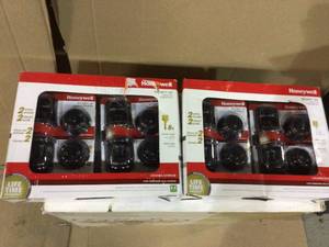 1.5 in. Oil-Rubbed Bronze Classic Knob Door Lock Home Security Kit by Honeywell (customer return) (see pictures)&nbsp