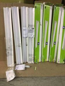 4 ft. 64-Watt Equivalent Integrated LED White Shop Light Linkable 3200 Lumens 4000K Bright White 5 ft. Cord Included (customer return) (see pictures)&nbsp