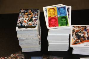 lot 5 image: WNBA Basketball Card Lot