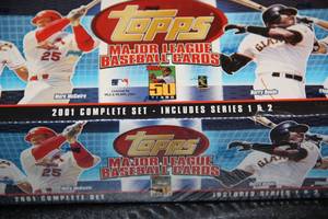 lot 27 image: 2001 Topps Baseball Factory Sealed Complete Set