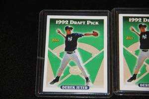 lot 41 image: 1993 Topps Derek Jeter Rookie Card Lot  3 Cards