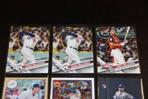 lot 54 image: Cody Bellinger Rookie Card Lot  6 Cards - 5 Rookies
