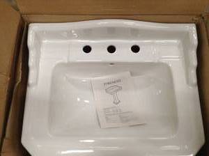Series 1930 20-14 in. Pedestal Sink Basin in White by Foremost- see pictures&nbsp