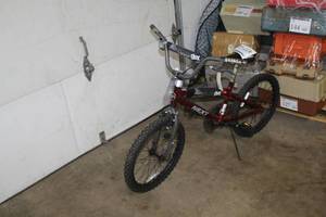 lot 427 image: Next Wipe Out Boys 17 Trail Bike with 12 Red Frame