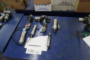 lot 330 image: Air CylindersValve Switch Load Cell