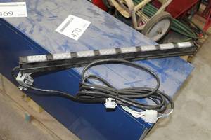 lot 470 image: Light Bar 30Lx2-14Wx2H