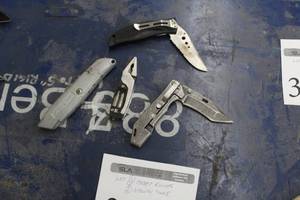 lot 387 image: Folding Knives (x2), Utility Pliers (x1), Utility Knife (x1)