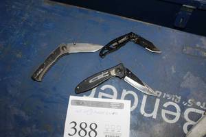 lot 388 image: Lot of (3) Folding Knives