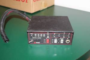 lot 475 image: Federal Signal Touchmaster LightsSiren Controller Box