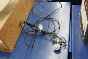 lot 520 image: Lot of (4) FoMoCo Lights MCDB53-15A45CA