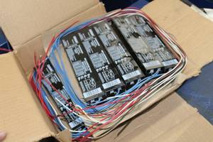 lot 527 image: Lot of (10) Osram Quicktronic High-Efficiency Lamp Striation Control Light Ballasts Quick60 (new)