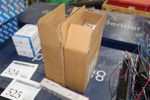 lot 525 image: Lot of (20) GE Biax D 26W Bulb 2-pin (new)