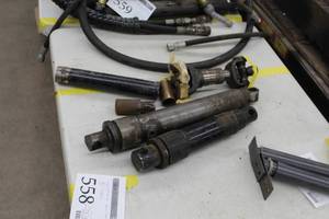 lot 558 image: Lot of (6) Snowplow Parts
