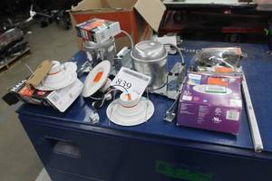 lot 839 image: Lot of Recessed Lighting (in original packagin)