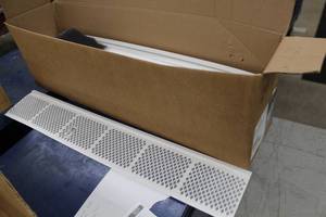 lot 835 image: Lot of (25) Amerimax Snap-In Filter Gutter Guards