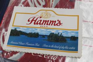 lot 824 image: Lot of (20) Hamms Beer Placemats 15Lx10W