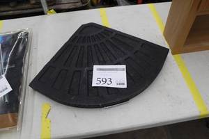 lot 593 image: Weighted Corner Base