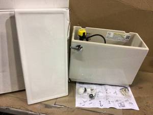 lot 37 image: Brushed Stainless Steel 27 in. 18-Gauge Tight Radius Single Bowl Undermount Kitchen Sink with Grid and Strainer (customer return) (see pictures) 