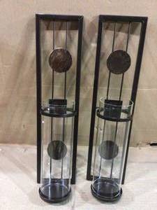lot 65 image: WALL DECOR (customer return) (see pictures) 