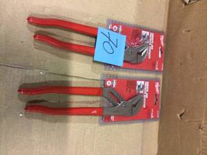 lot 70 image: 12 in. Dipped Grip Smooth Jaw Pliers by Milwaukee (customer return) (see pictures) 