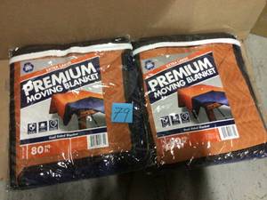 lot 79 image: Pratt Retail Specialties 80 in. L x 144 in. W Extra-Large Premium Moving Blanket (customer return) (see pictures) 