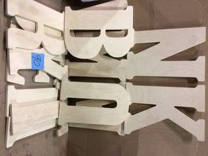 lot 90 image: 15 in. Oversized Unfinished Wood Letter by Jeff McWilliams Designs (customer return) (see pictures) 