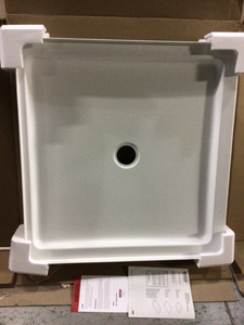 Classic 400 36 in. L x 36 in. W Alcove Shower Pan Base with Center Drain in High Gloss White by Delta (customer return) (see pictures)&nbsp